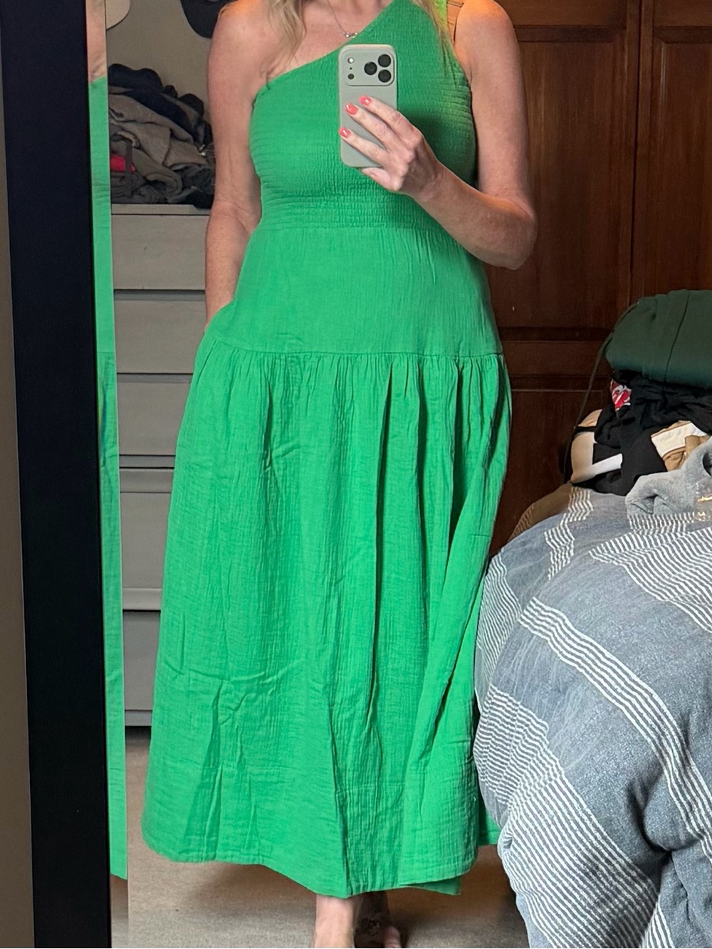 Elan One-Shoulder Emerald Green Midi Dress